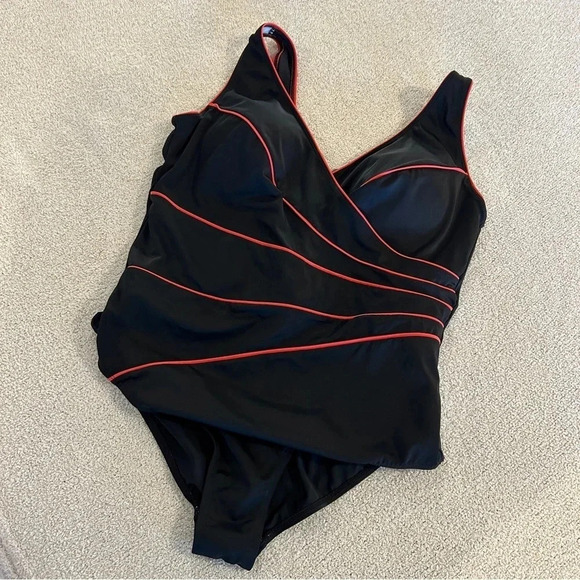 One Piece Delimira Swimsuit size 18 Plus - Picture 2 of 4